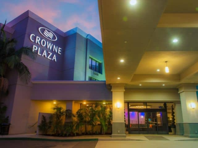 crowne-plaza-costa-mesa crowne-plaza-costa-mesa